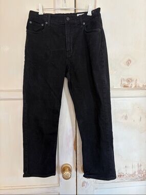 GAP Straight Leg Jeans in Black